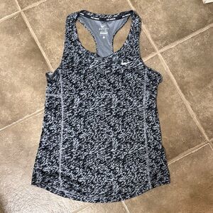 Nike Black and Gray Patterned Tank Top